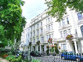 Hotel Quality Crown Hyde Park 4*