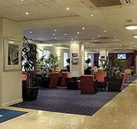 酒店 快捷假日皇家公园酒店 3*