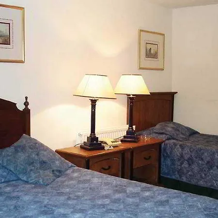 Clapham South Belvedere 2* London
