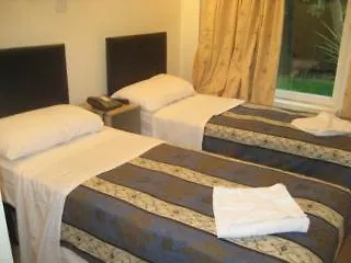 Pensionat Holland Court 3*