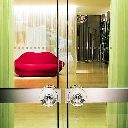 Hotel Sanderson