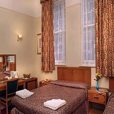Otel Channins 2*