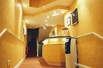 Hotel Craven