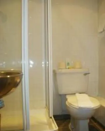 The Crescent Hyde Park Otel 4*