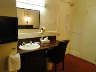 Hallam Hotel