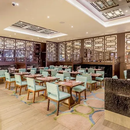 Radisson Blu Hotel, London Heathrow 4* Hillingdon