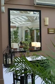 Hotel The Manor 3*