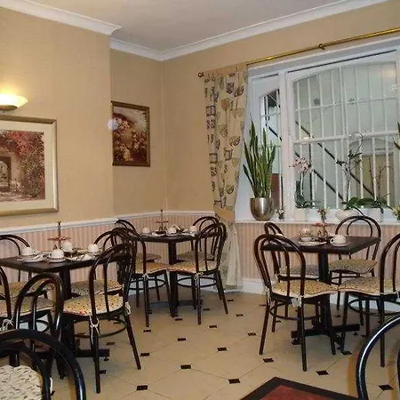 Avon Hotel Londen