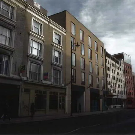 One Hundred Shoreditch 4*