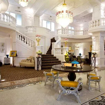 Hotel St. Ermin's Hotel, Autograph Collection