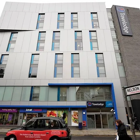 Travelodge Southwark Hotel 3*