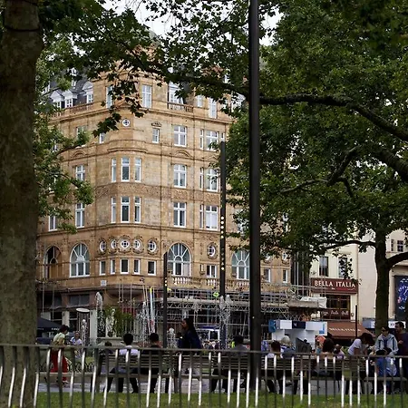 Victory House Leicester Square Hotell London