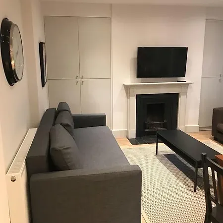 Apartment Kensington London