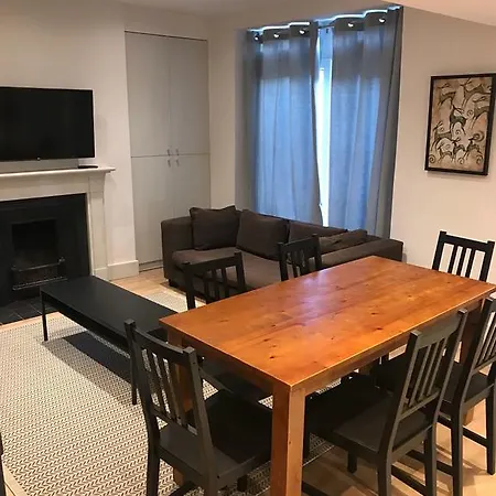 Kensington Apartment