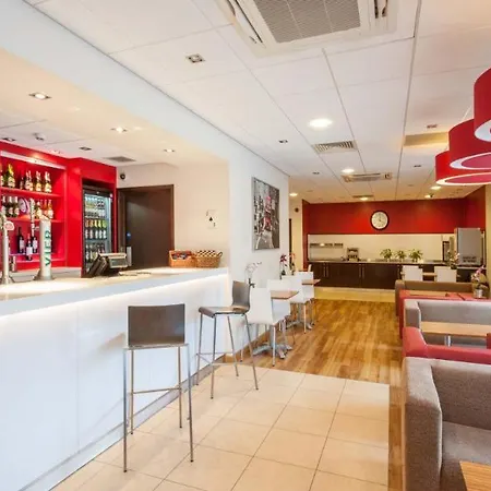 Hotel Travelodge Twickenham