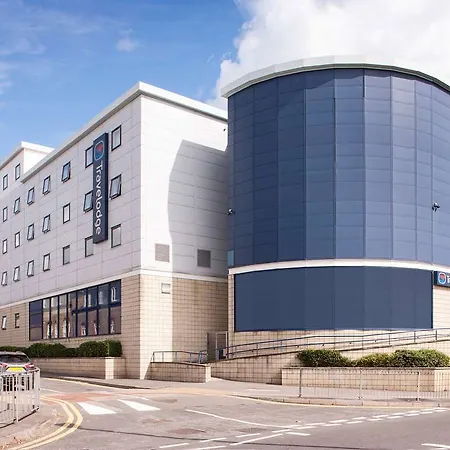 Hotel Travelodge Kew Bridge 3*