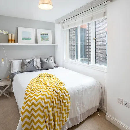 Apartment Square Mile Residences London