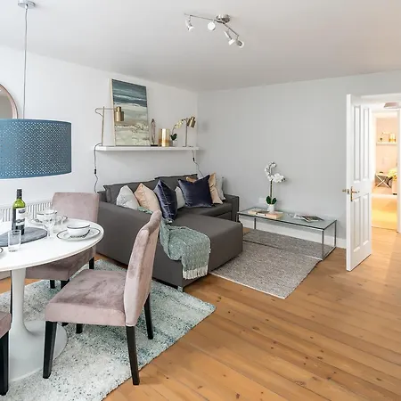 Apartment Square Mile Residences London