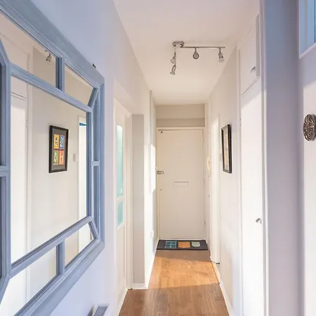 Comfortable In Wandsworth * London