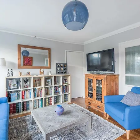 Comfortable In Wandsworth London