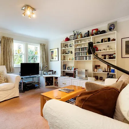 Veeve - Dairy Mews Holiday home London
