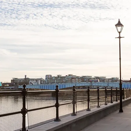 Mylo Fulham Riverside *