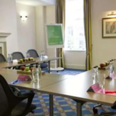 De Vere Devonport House 4*