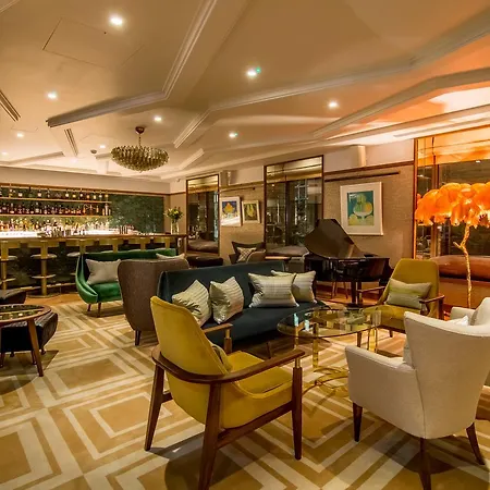 Devonshire Club &