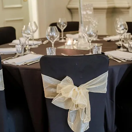 The Drayton Court Hotel Londen
