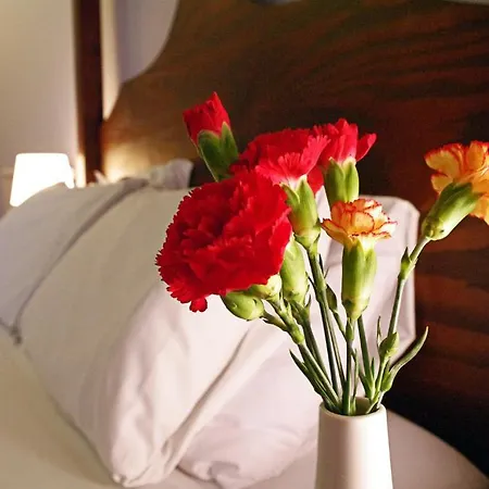 Inn Islington 3*