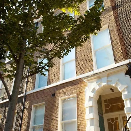 Blueprint Living - Doughty Street Apartment *