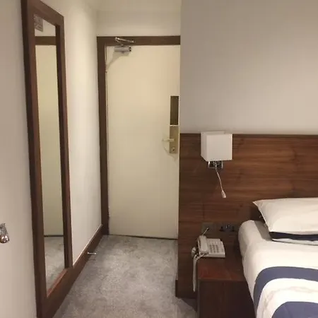 Lih Hotel