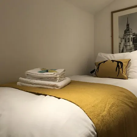 Riverbank Stay Pensionat London