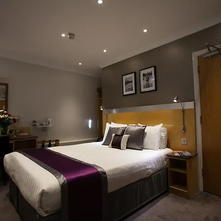 Western Victoria Palace London