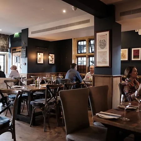 The White Hart Hotel 3*