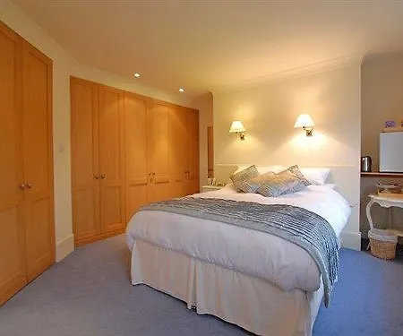 Falcon Hotel Uxbridge