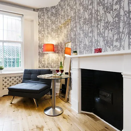 Earls Court Amazing 2 Bed Flat In Central Apartment London