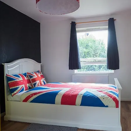 Kennedy London