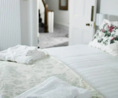 Croham Park - Free Parking & Wi-fi Bed & Breakfast