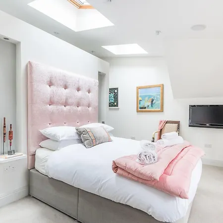 Classic Hammersmith By Ravenscourt Park * London