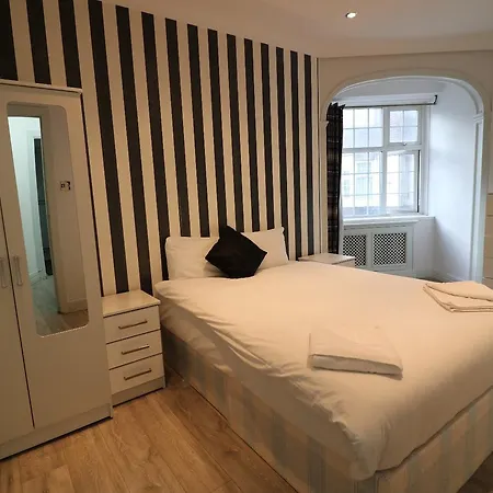 Princes Court Brompton Road * London