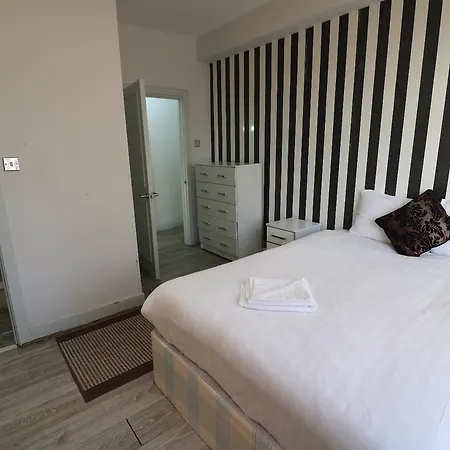 Apartment Princes Court Brompton Road *