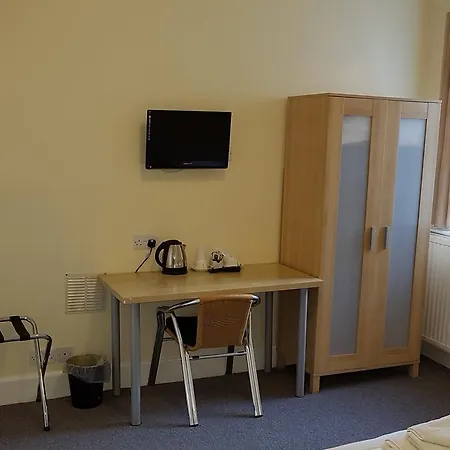 Guest house Croydon Hotel 2*