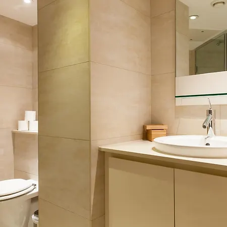 Clhh Trafalgar Riverside Penthouse Apartment London