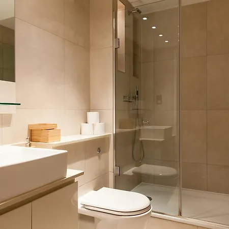 Clhh Trafalgar Riverside Penthouse