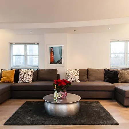 Clhh Trafalgar Riverside Penthouse Apartment *