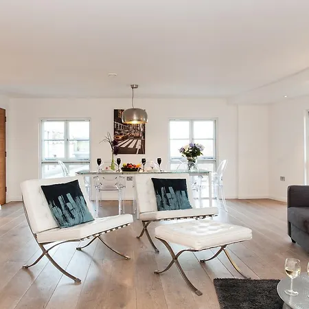 Clhh Trafalgar Riverside Penthouse * London