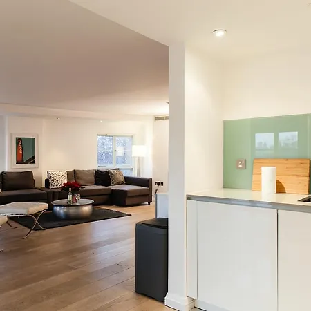 Clhh Trafalgar Riverside Penthouse Apartment London
