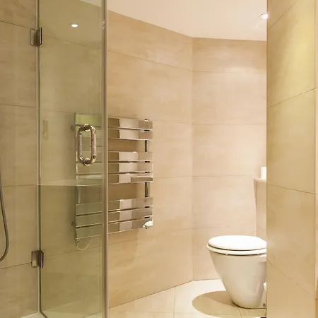 Clhh Trafalgar Riverside Penthouse London