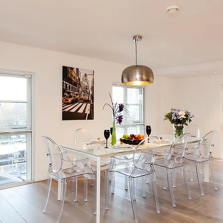 Clhh Trafalgar Riverside Penthouse Apartment London